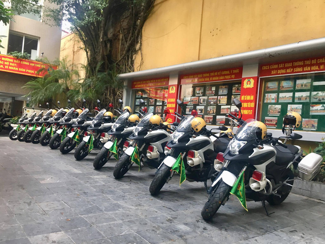 Dàn xe đặc chủng của CSGT Hà Nội dẫn các đoàn nguyên thủ dự APEC - Hình 4