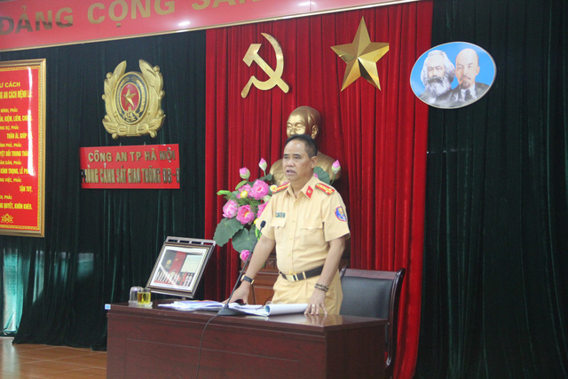 Dàn xe đặc chủng của CSGT Hà Nội dẫn các đoàn nguyên thủ dự APEC - Hình 1