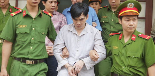 Mất mạng chỉ vì... chiếc quần lót - Hình 1