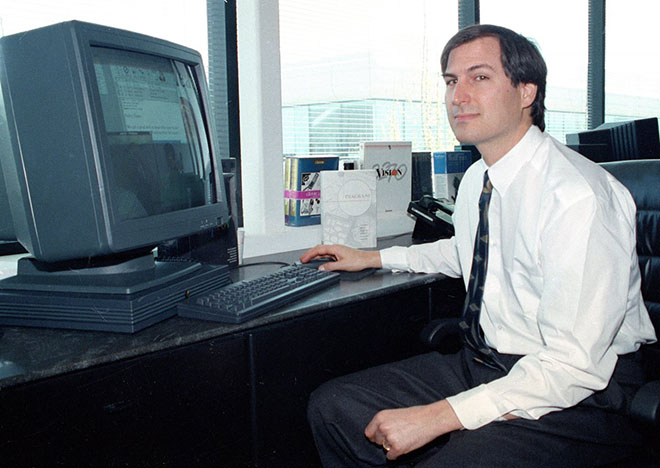 Xúc động trước bộ ảnh Steve Jobs hồi sinh Apple - Hình 2
