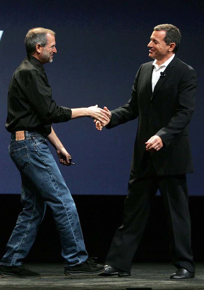 Xúc động trước bộ ảnh Steve Jobs hồi sinh Apple - Hình 25