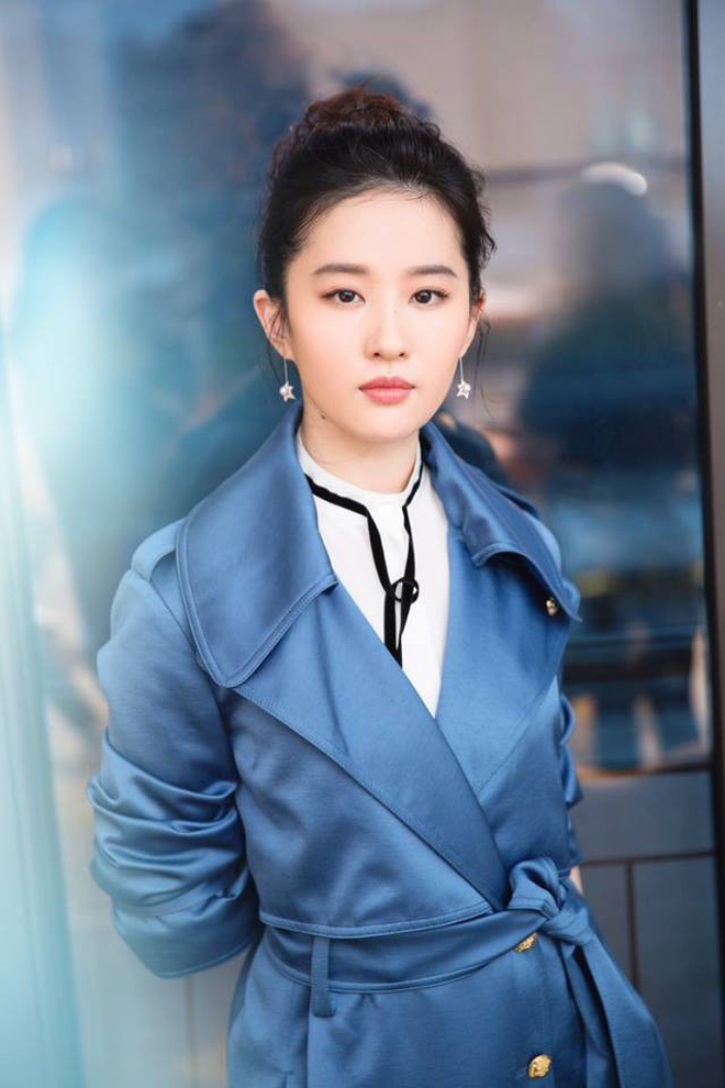 Liên tục bị chê béo, mất chất thần tiên, cuối cùng Lưu Diệc Phi đã gầy và xinh đẹp trở lại - Hình 8