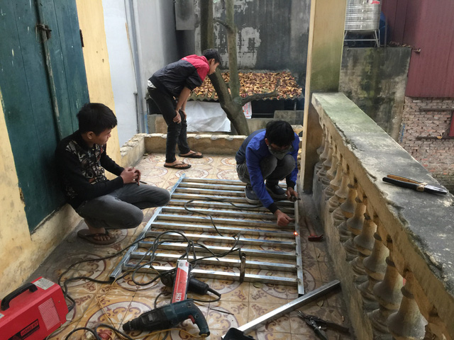 Hình ảnh xập xệ của ngôi trường rơi lan can khiến 13 học sinh nhập viện - Hình 9