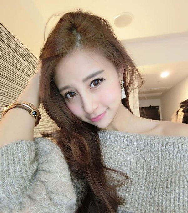 Rita Kao - Nữ tiếp viên đẹp nhất Singapore - Hình 3