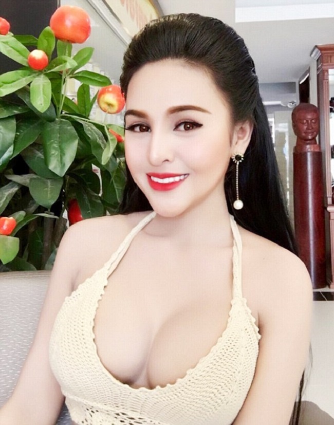 Váy áo khoe vẻ đẹp phồ.n thự.c bất ngờ của con gái Campuchia - Hình 7