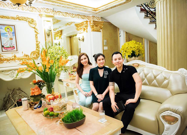 Vũ Khắc Tiệp, Quỳnh Thư thăm biệt thự dát vàng của Lý Nhã Kỳ - Hình 4