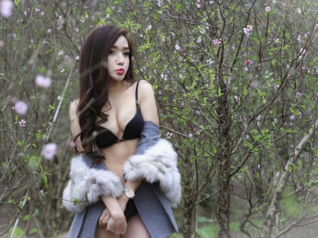 Không ngờ những mỹ nhân hát hội chợ lại nóng mắt mức này - Hình 26