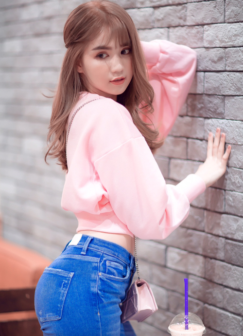 Ngọc Trinh khoe tóc mới xinh như thiên thần - Hình 3