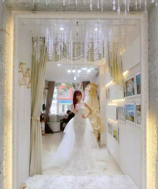 Chia sẻ với hơn 55 bục tròn thử váy cưới hay nhất  cdgdbentreeduvn