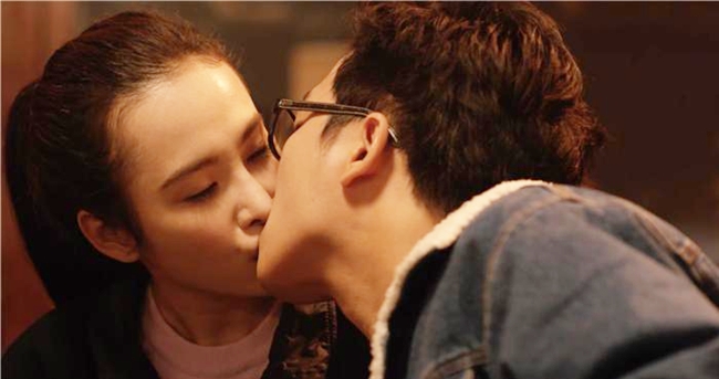 Angela Phương Trinh khoe dáng nuột trên màn ảnh: Hiếm mỹ nhân nào vượt mặt - Hình 12