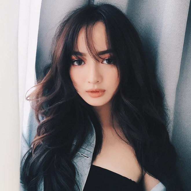Cao 1m5, hotgirl Em chưa 18 Kaity Nguyễn vẫn gợi tình đến chết mê - Hình 1