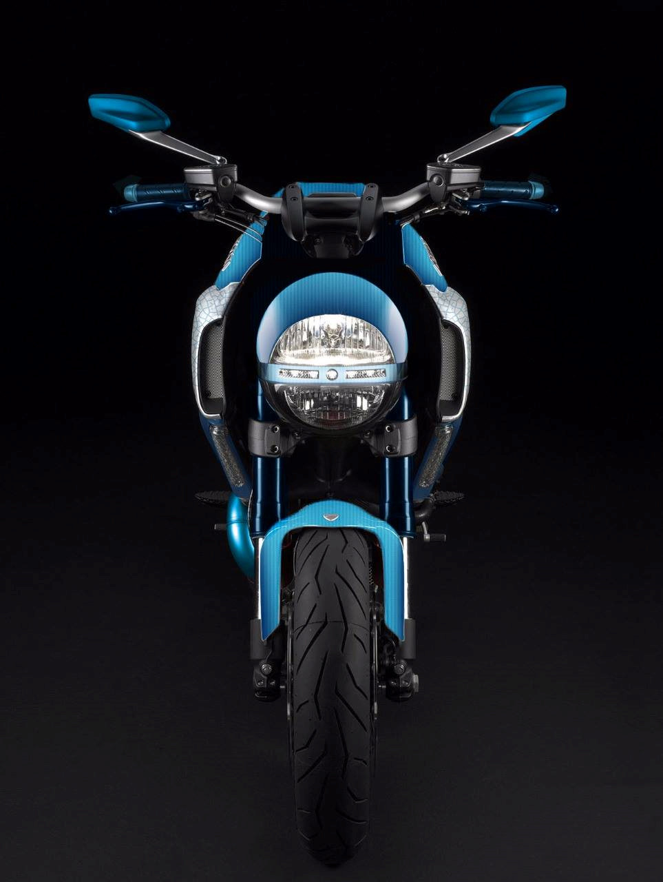 Ducati Diavel bản độ carbon xanh độc đáo - Hình 4