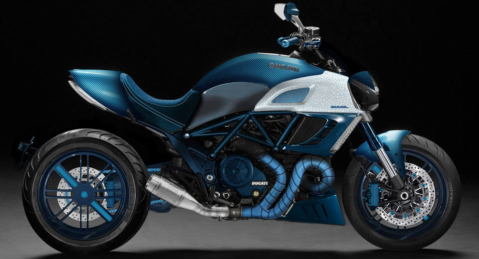 Ducati Diavel bản độ carbon xanh độc đáo - Hình 1