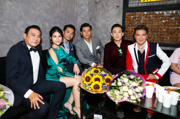 Mặc kệ bị kiện tụng, Trang Trần bất ngờ đẹp mặn mà lấn át dàn sao Việt - Hình 6