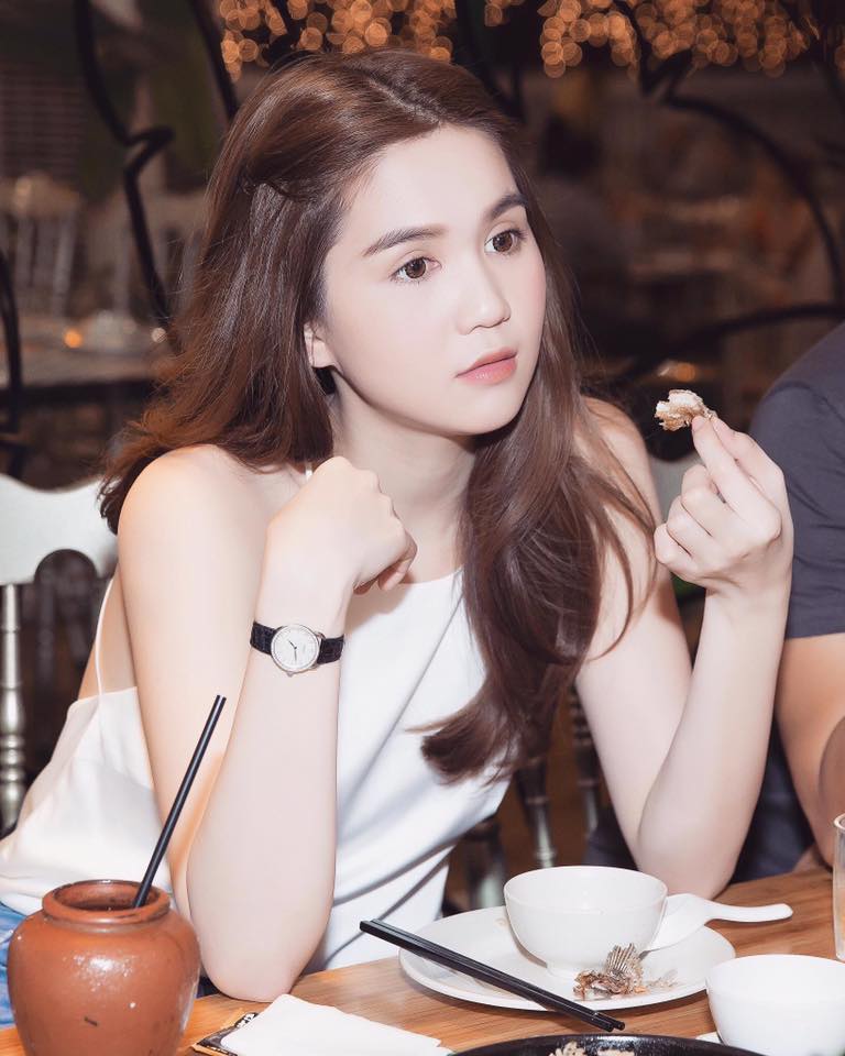 Ngọc Trinh nhịn ăn để giữ eo 56cm, là nữ hoàng nội y sướng gì? - Hình 5