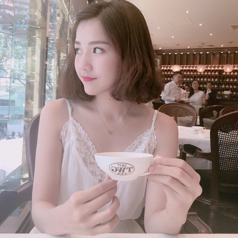 Bạn gái mới Sơn Tùng xinh như búp bê với váy áo mát mẻ ngày hè - Hình 8
