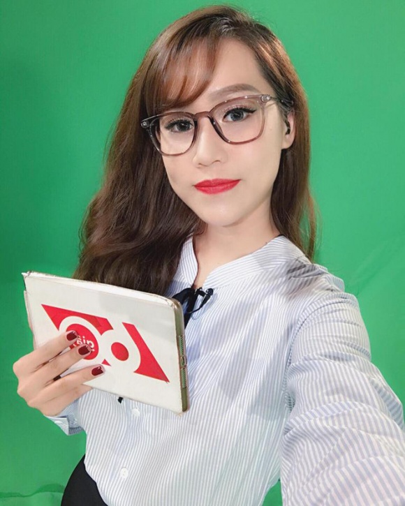 Bất ngờ trước thân hình tuyệt mĩ của MC Trúc Mai - Hình 1