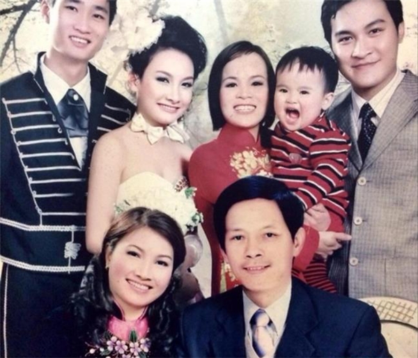 Loat anh qua khư tô nhan săc thât cua Bảo Thanh trước khi phẫu thuật thẩm mỹ - Hình 3