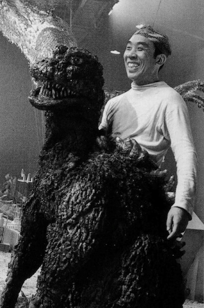 Tài tử Nhật Bản đầu tiên hóa trang thành Godzilla qua đời - Hình 1