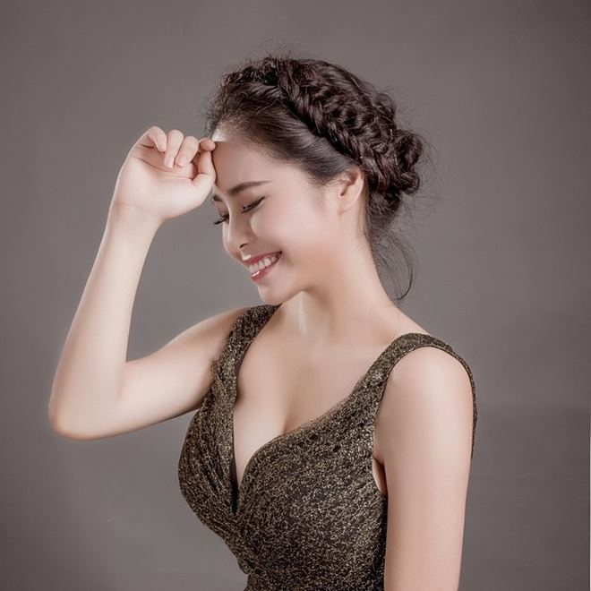 Không phải Thủy Top hay Elly Trần, đây mới là mỹ nữ bốc lửa nhất - Hình 8