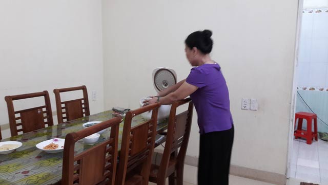 Diễn biến mới nhất vụ cô giáo tự tử do bị chuyển trường - Hình 2