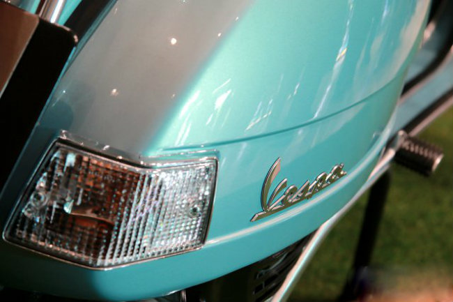 Vespa PX Touring Edition 2017 quý phái, giá 154 triệu đồng - Hình 9