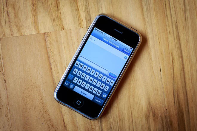 Apple có nhớ từng tuyên bố pin iPhone sẽ không bao giờ cần thay thế? - Hình 2