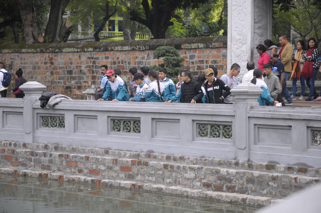 Ngỡ ngàng Giếng cổ trong Văn Miếu - Quốc Tử Giám khoác áo mới đón năm 2018 - Hình 13
