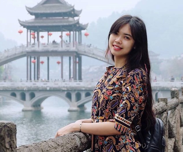 Những giáo viên xinh đẹp hứa hẹn tỏa sáng trong năm 2018 - Hình 9