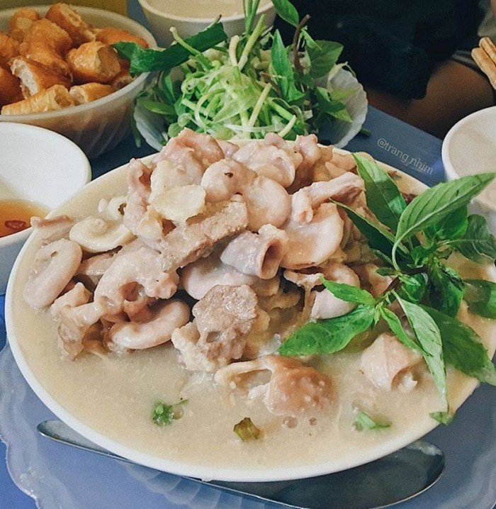 Hà Nội lạnh thật rồi! Giờ là lúc tìm đến ăn món cháo lòng nóng hổi này thôi! - Hình 3