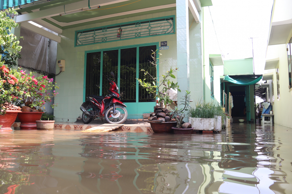 Kênh thoát nước biến thành đất nền dự án, hàng chục hộ dân sống cảnh ngập úng ở Cần Thơ - Hình 2