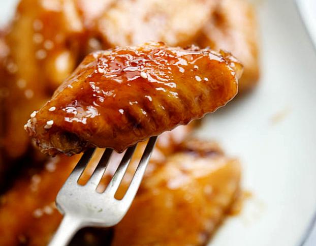 Không ngờ kết hợp cánh gà với coca lại có thể tạo ra một món ăn ngon đến thế - Hình 1