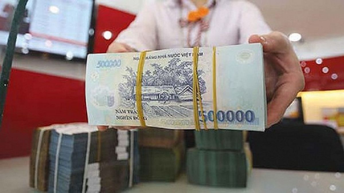 NHNN đã bơm ròng 24.400 tỷ đồng để ổn định thị trường - Hình 1
