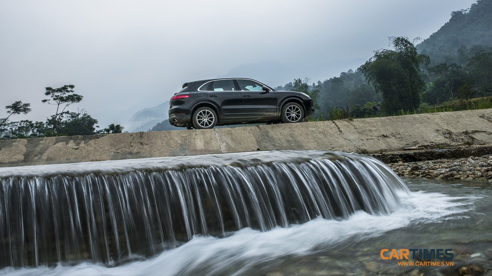 Porsche Cayenne và hành trình tìm vàng giữa lưng trời Đông Bắc - Hình 22