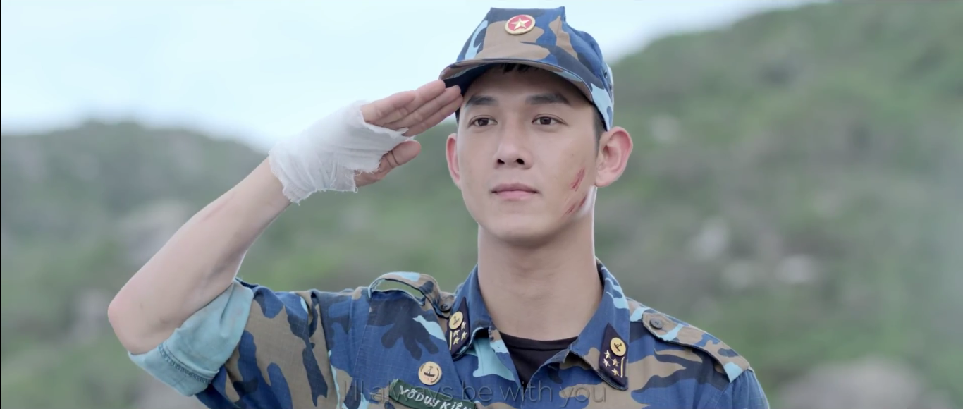 Song Luân: Điểm sáng hiếm hoi của Hậu Duệ Mặt Trời bản Việt - Hình 6