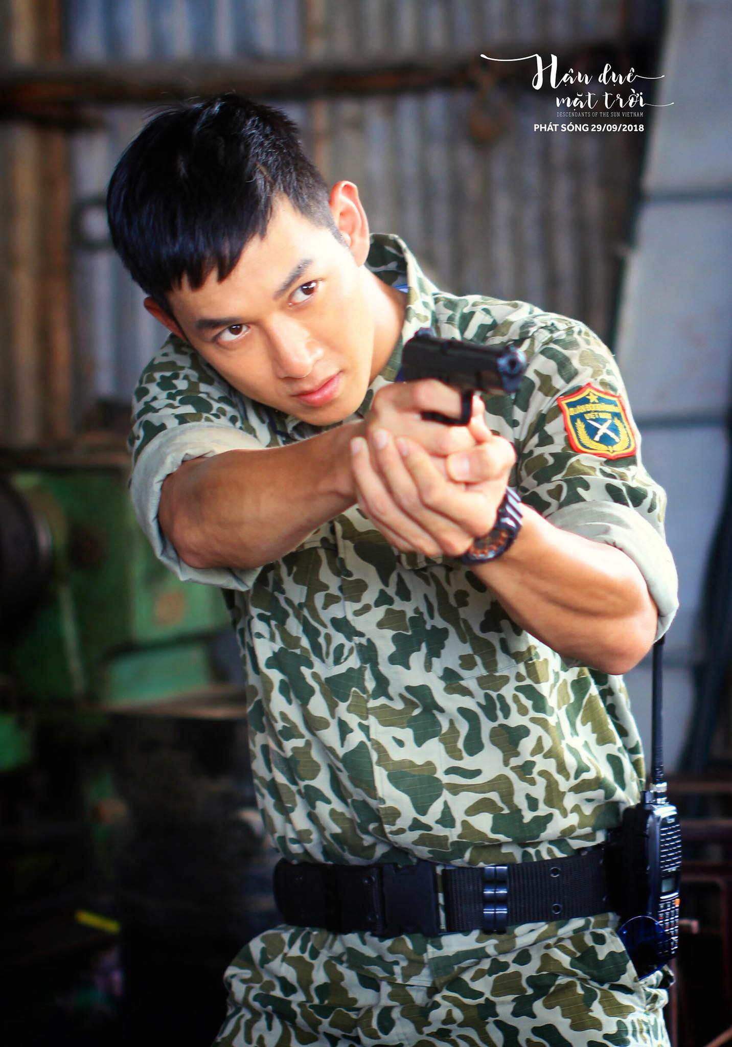 Song Luân: Điểm sáng hiếm hoi của Hậu Duệ Mặt Trời bản Việt - Hình 17
