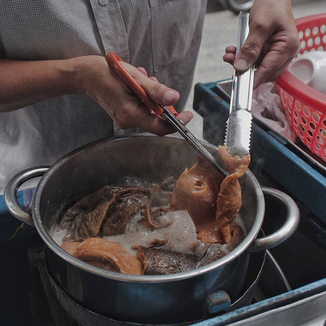 3 biến thể phá lấu độc lạ, chỉ hội ăn cả thế giới mới biết ở Sài Gòn - Hình 1