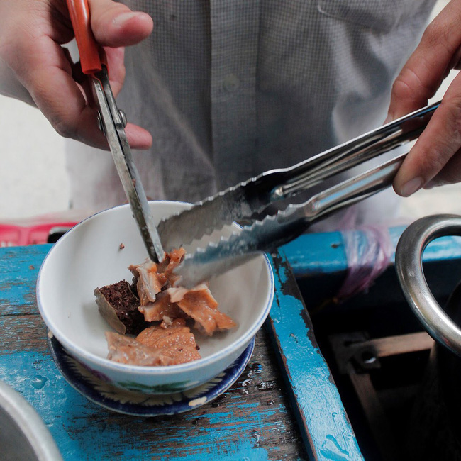 3 biến thể phá lấu độc lạ, chỉ hội ăn cả thế giới mới biết ở Sài Gòn - Hình 3