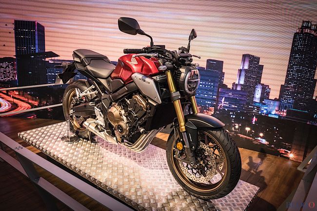 Ảnh thực tế 2019 Honda CB650R quá đẹp, phái mạnh sôi sục - Hình 3