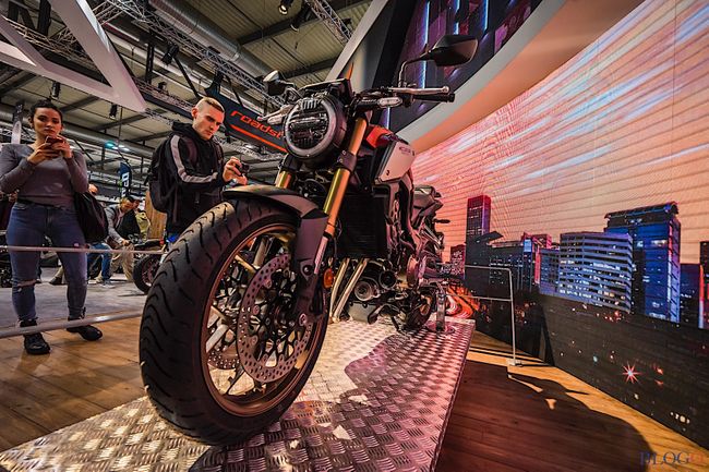 Ảnh thực tế 2019 Honda CB650R quá đẹp, phái mạnh sôi sục - Hình 9