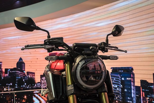 Ảnh thực tế 2019 Honda CB650R quá đẹp, phái mạnh sôi sục - Hình 8