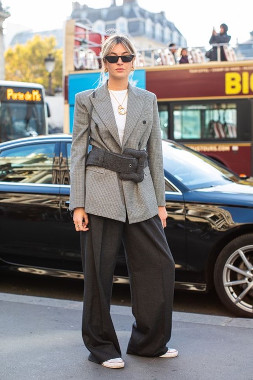 Biết 4 bí quyết này thì mặc blazer không bao giờ lo già - Hình 8