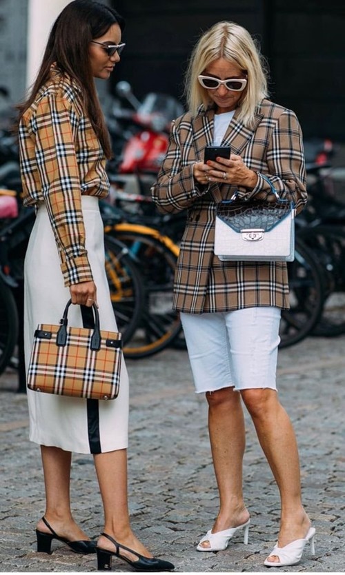 Biết 4 bí quyết này thì mặc blazer không bao giờ lo già - Hình 15