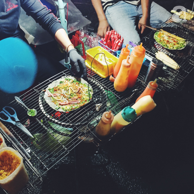 Cả thế giới đổ xô đi Đà Lạt mùa này, bạn đã biết những món ăn vặt nhất định phải thử chưa? - Hình 1