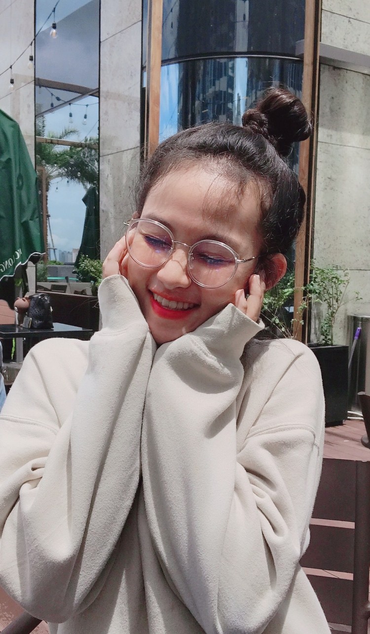 Chính thức hé lộ 40 gương mặt nữ sinh đẹp tựa minh tinh màn bạc cuộc thi Miss Hutech 2019 - Hình 24