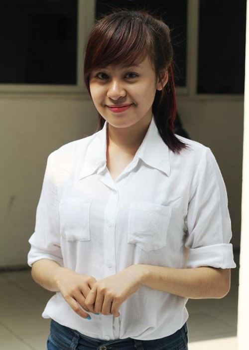 Không nhận ra Bà Tưng Huyền Anh dù vẫn cực gợi cảm - Hình 1