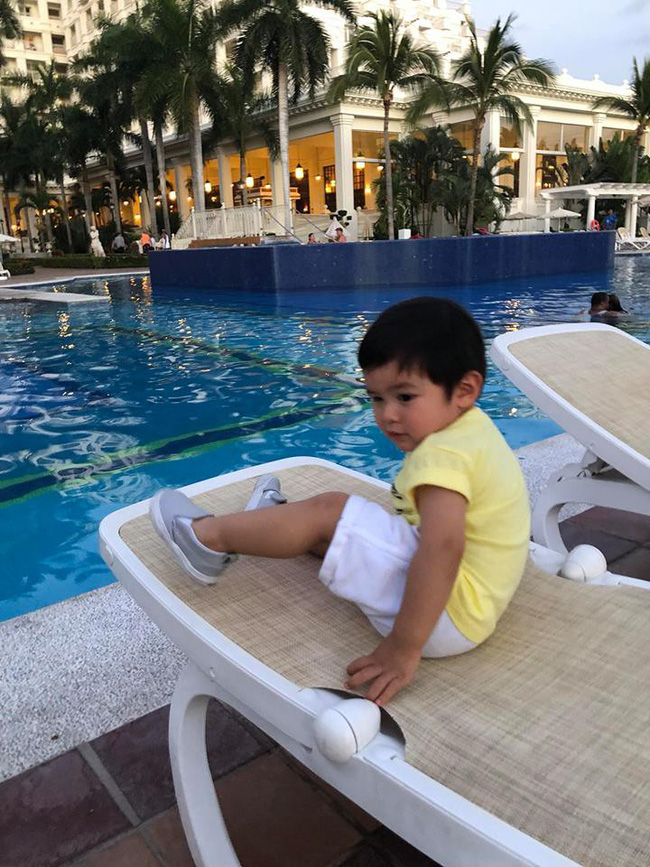 Mới hơn 1 tuổi, con trai Đan Trường đã trổ tài nhảy nhót vô cùng đáng yêu - Hình 3