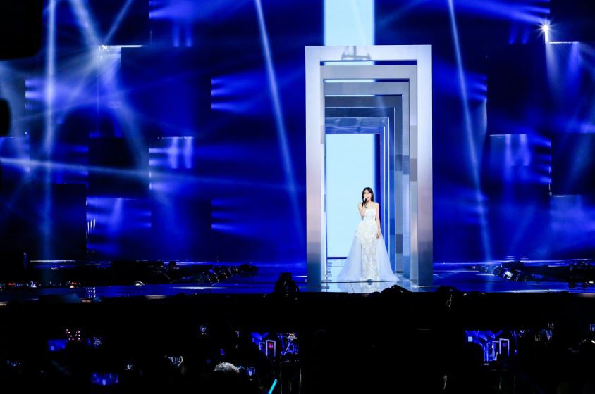 Ngắm loạt ảnh mới nhất của Phú Sát Hoàng hậu Tần Lam, đã U40 nhưng vẫn khiến fans nhìn muốn mòn con mắt - Hình 10