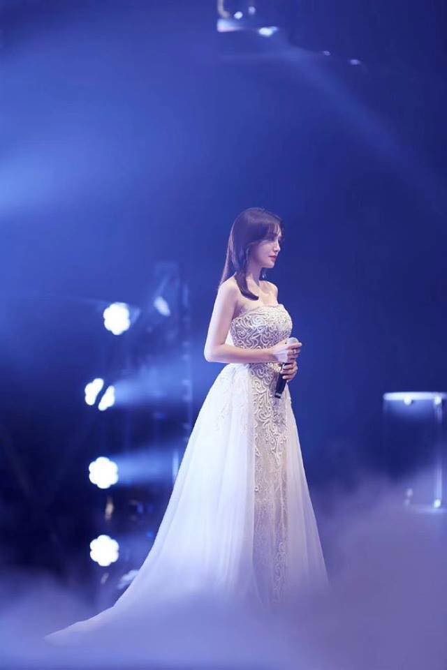 Ngắm loạt ảnh mới nhất của Phú Sát Hoàng hậu Tần Lam, đã U40 nhưng vẫn khiến fans nhìn muốn mòn con mắt - Hình 5