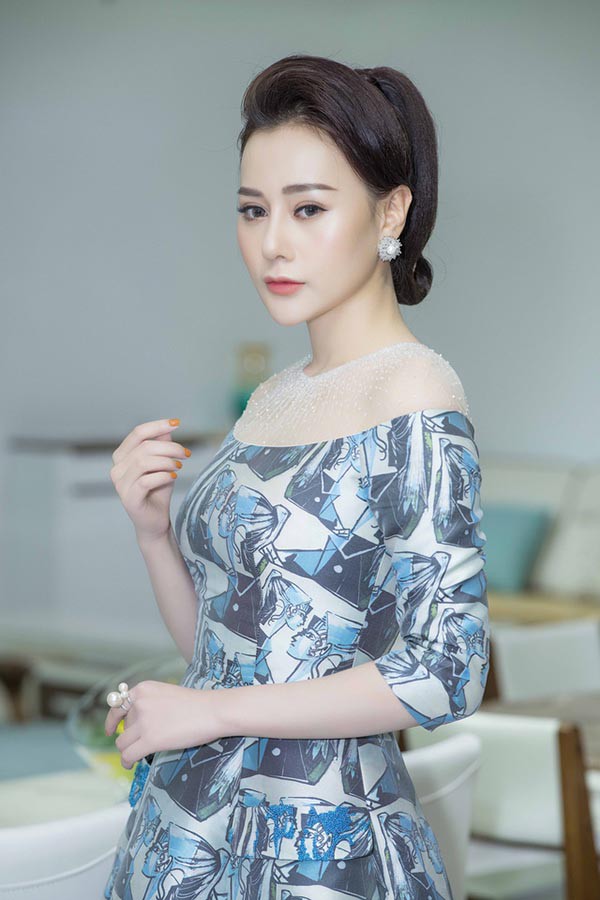 Ngọc Trinh và 4 điểm trùng hợp bất ngờ với nữ chính Quỳnh Búp Bê - Hình 6